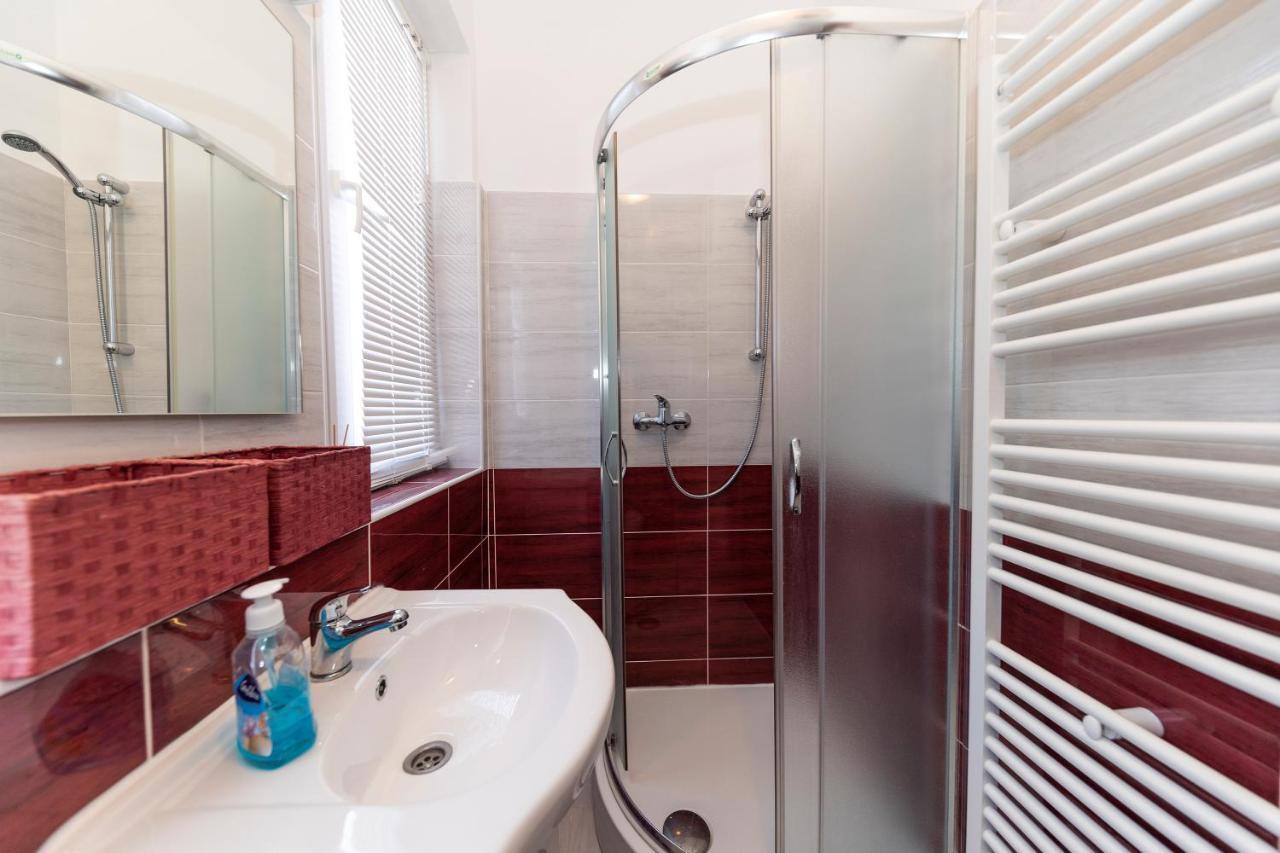 Apartman Lana 比奥格勒·纳·莫鲁 外观 照片